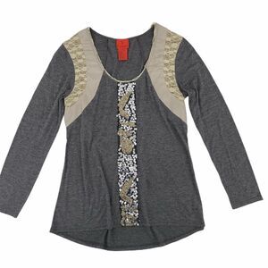 V Cristina Grey Sequin and Lace Grey Knit Long Sleeve Shirt Size Medium